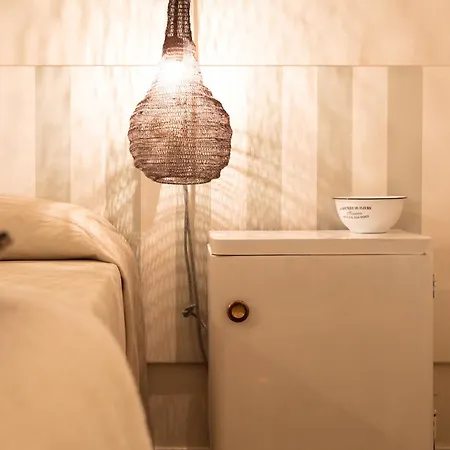 瑟维塔5号酒店 3*