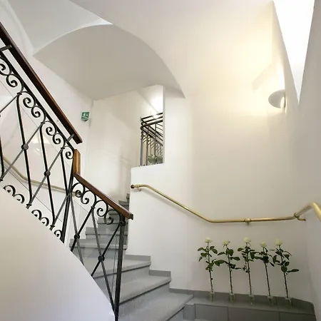 Ξενοδοχείο Cervetta 5