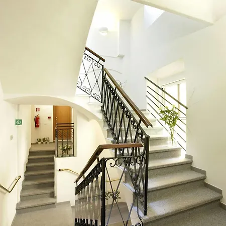 Cervetta 5 Hotel Modena